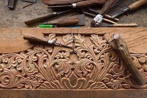 PtrT/Shutterstock.com Holz, Handwerker, Design, Kunstwerk