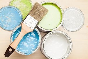 Alexeysun/Shutterstock.com Farbe, Lack, malen, streichen
