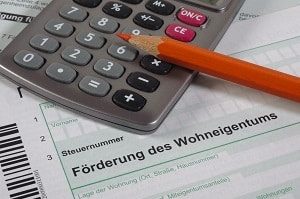 Wolfilser/Shutterstock.com Buchhaltung, Föderung, Taschenrecher, Finanzen