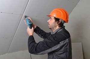 Visionsi/Shutterstock.com Decke, Trockenmauer, Bau, bohren
