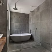 Badezimmer in Betonoptik bei Tipp zum Bau