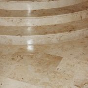 Welche Natursteine für Innenräume geeignet sind, erfahren Sie bei Tipp zum Bau