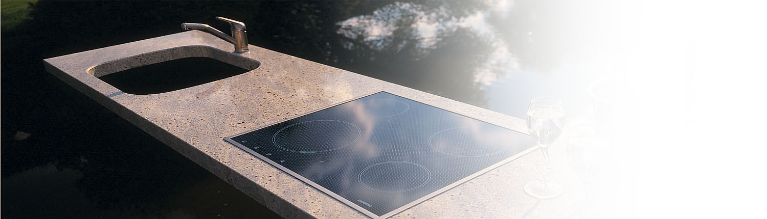 Naturstein ist hervorragend als Arbeitsplatte in der Küche geeignet. Tipp zum Bau erklärt, welcher Stein genau dafür geeignet ist.