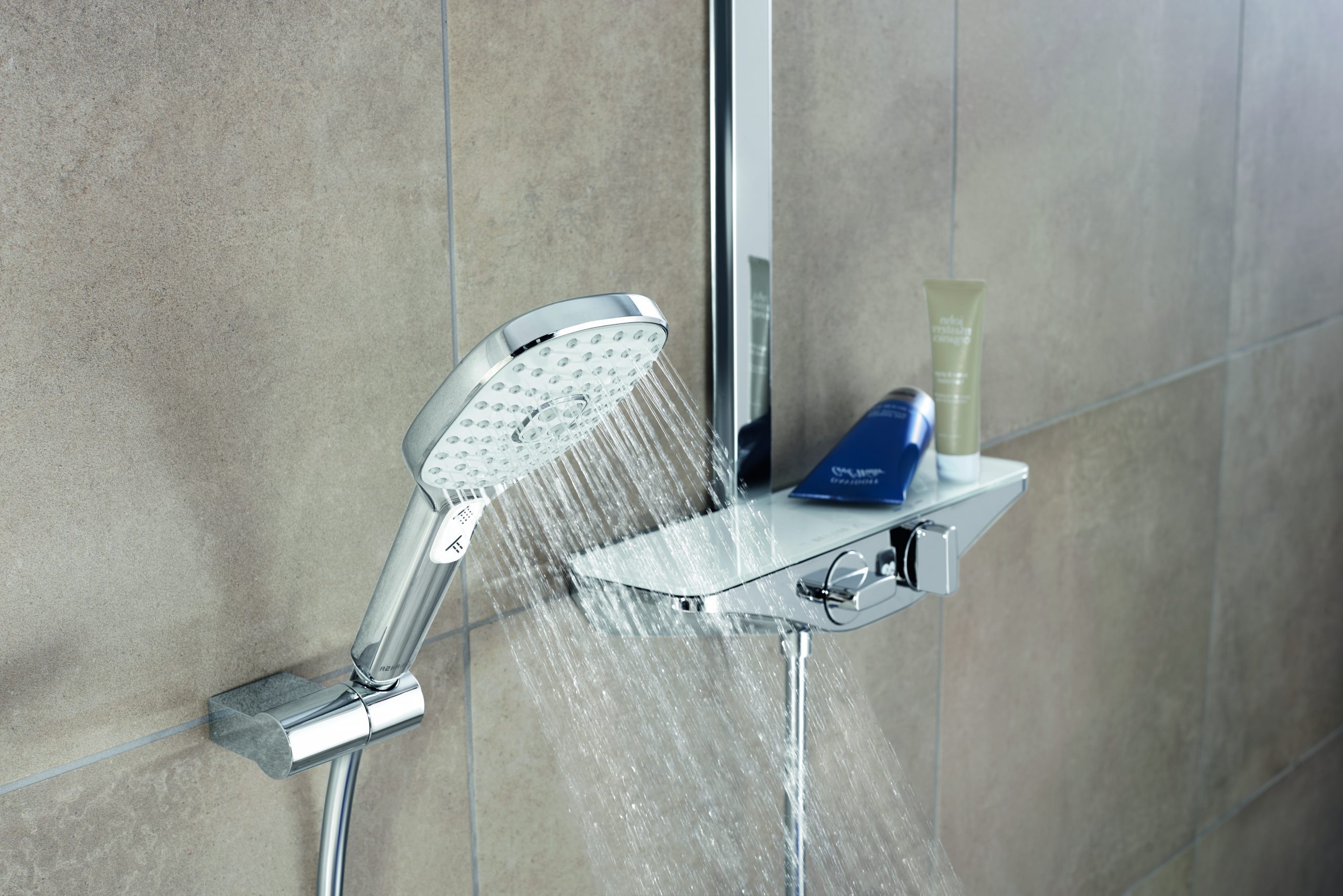 Badarmaturen • Der Vergleich: Dusche, Waschbecken und Badewanne