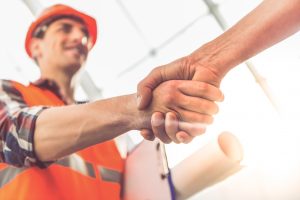 Tipp zum Bau erklärt Ihnen, welche Vorgaben bei der Arbeitsschutz-Belehrung wichtig sind. Lesen Sie hier alles Wichtige zur Arbeitsschutz-Belehrung am Bau.