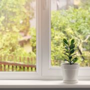 Erfahren Sie bei Tipp zum Bau, was es zu Naturstein-Fensterbänken zu wissen gibt.