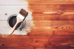 Tipp zum Bau gibt Ihnen eine Anleitung zur Montage Ihres Sichtschutzes aus Holz.