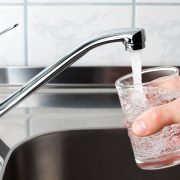 Tipp zum Bau informiert Sie über Trinkwasserhygiene.