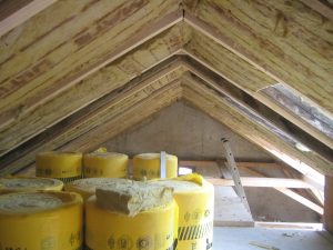 Erfahren Sie alles Wichtige über Dampfsperren an Ihrem Dach bei Tipp zum Bau.