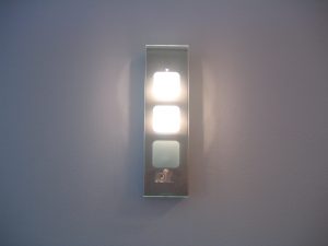 Lernen Sie bei Tipp zum Bau, wie Sie Ihren Pool stimmungsvoll beleuchten. Pooltechnik.