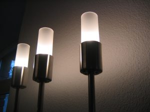 Tipp zum Bau zeigt Ihnen eine leuchtende Lampe als Idee für Ihre Loggia.