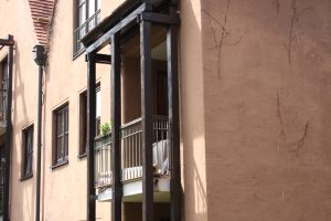 Mit Tipp zum Bau entdecken Sie die atemberaubende Welt der Balkone und Geländer.