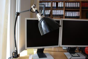 Bei Tipp zum Bau erfahren sie Wissenswertes über Bürotechnik im Homeoffice.