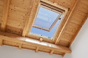 Finden Sie bei Tipp zum Bau Ihre Fenster für den Dachbodenausbau.