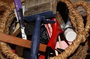 Tipp zum Bau erklärt Ihnen, was Sie bei der Benutzung von Latexfarbe dringend beachten.