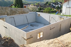 Tipp zum Bau zeigt Ihnen den Kellerbau bei der Holzständerbauweise.